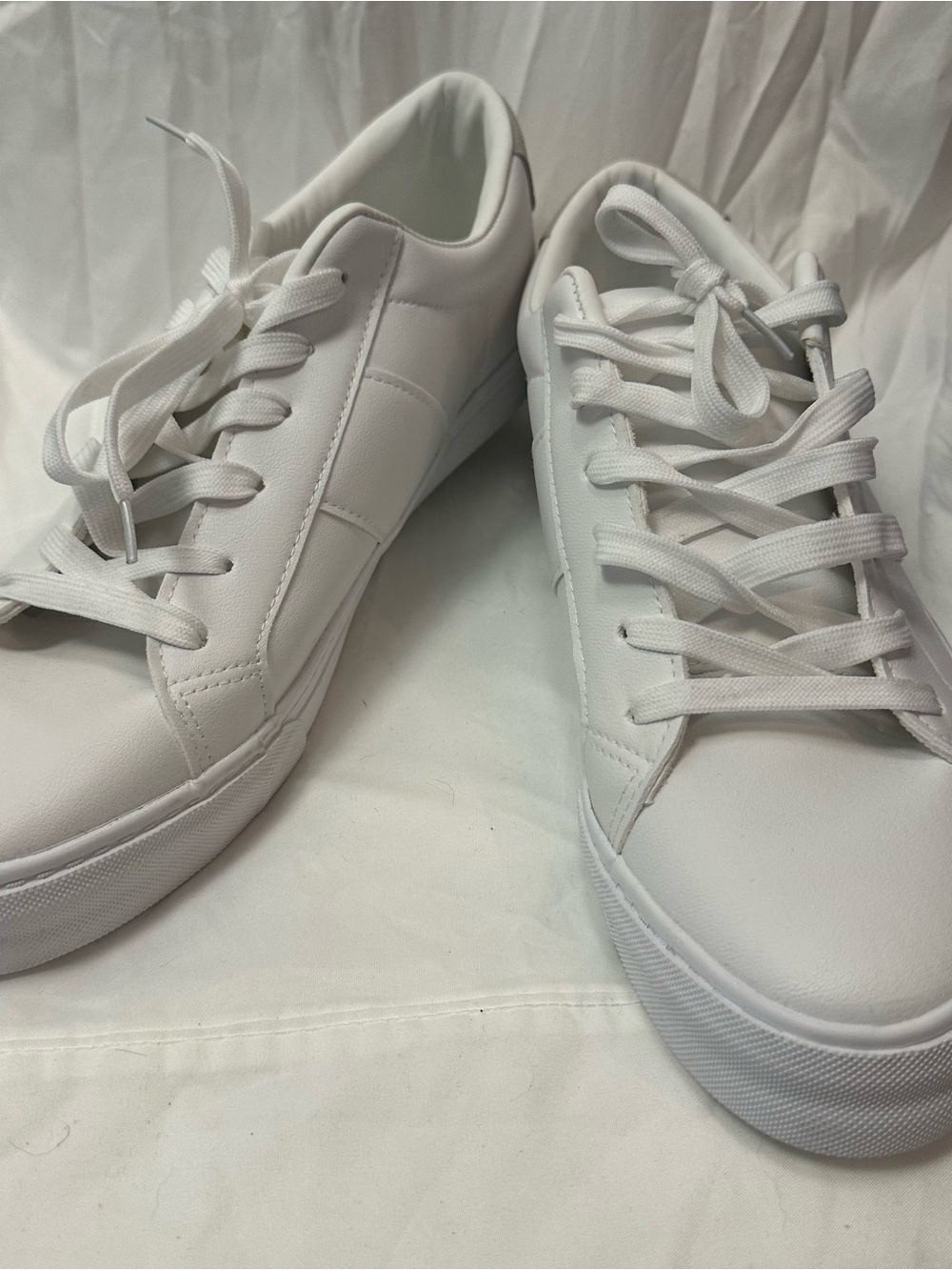 Vilocy Men's White Low-Top Casual Sneakers - Clean Minimal Design 12 NEW